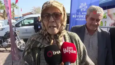 Büyükşehir Belediyesi 15 Bin Fide Dağıttı