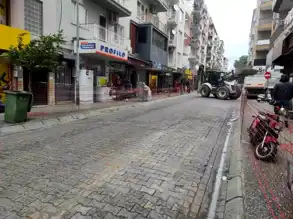 Efeler'de Asfaltlama Çalışmaları Başladı