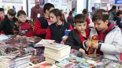 Kitap Fuarı Binlerce Ziyaretçiyi Ağırladı