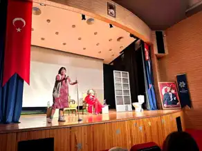 Aydın'da Tiyatro Etkinlikleri Devam Ediyor