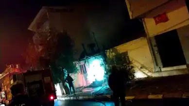 Buharkent'te Ev Yangını: İtfaiye Söndürdü