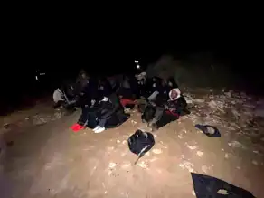Didim'de 28 Kişi Göçmen Kaçakçılığı Operasyonunda Yakalandı