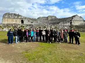Didim'de Yabancı Turistlere Kültür ve Doğa Bilgilendirmesi