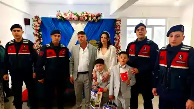 Foseptikten Kurtarılan Çocuk, Jandarmayla Sünnet Oldu