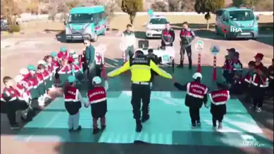 Jandarma'dan Miniklere Trafik Dersi