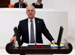 Koray Aydın Özdağ'ı Destekliyor