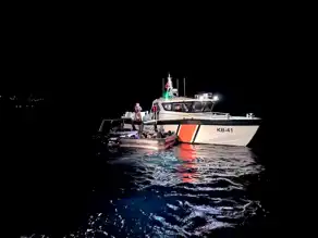 Kuşadası'nda 16 Düzensiz Göçmen Kurtarıldı