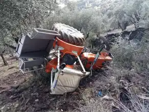 Söke'de Traktör Kazası: Sürücü Yaralandı
