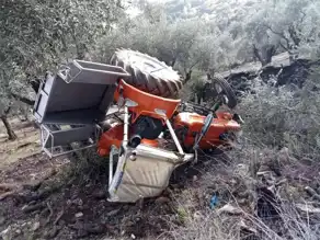 Söke'de Traktör Kazası: Sürücü Yaralandı