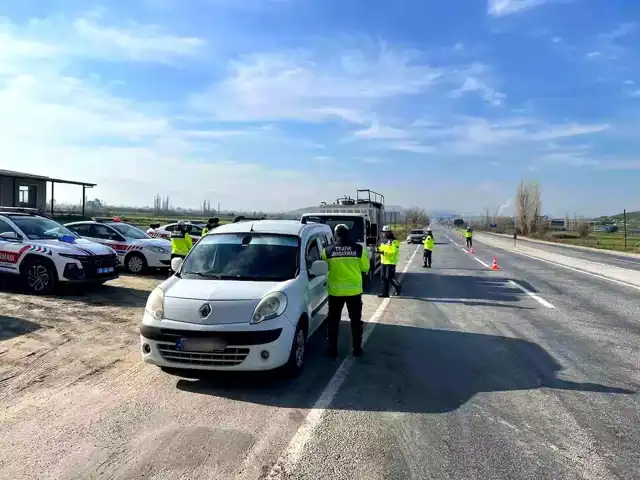 Aydın'da Havadan Trafik Denetimi: 35 Sürücüye Ceza