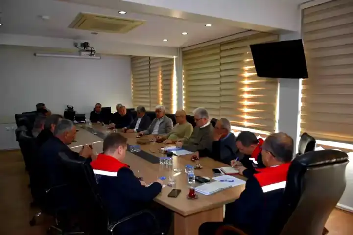 Aydın'da Çiğ Süt Sorunları Masaya Yatırıldı