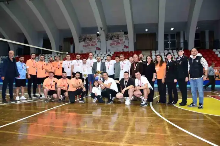 Voleybol Turnuvası ile Kadına Şiddete Hayır