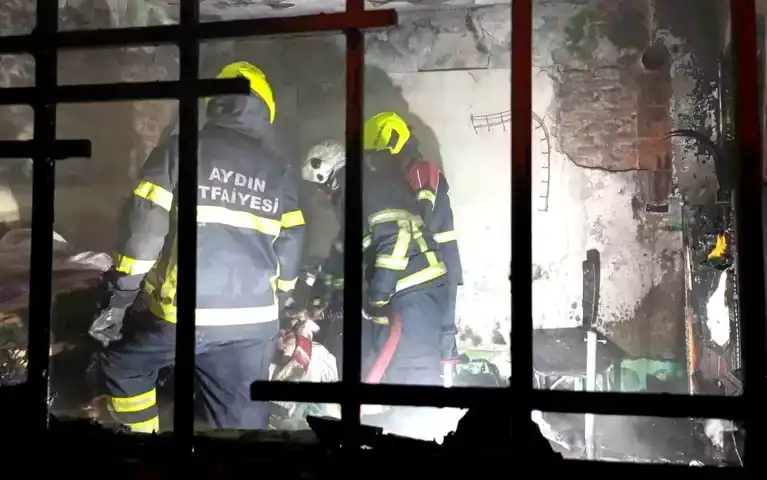 Aydın'da Müstakil Ev Yandı: Korku ve Paniğe Neden Oldu