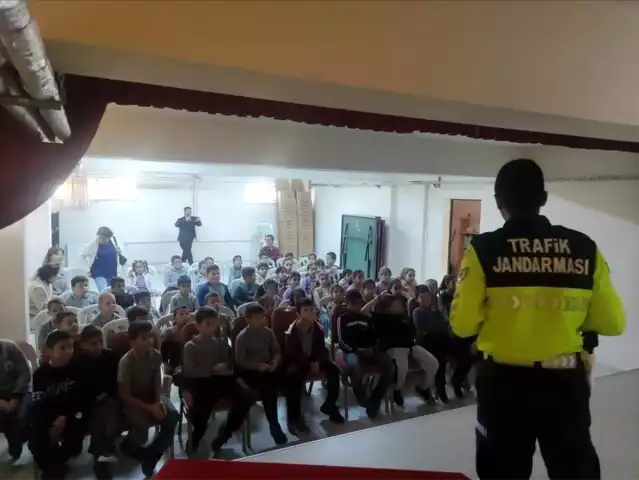 Okullarda Trafik Güvenliği Eğitimi