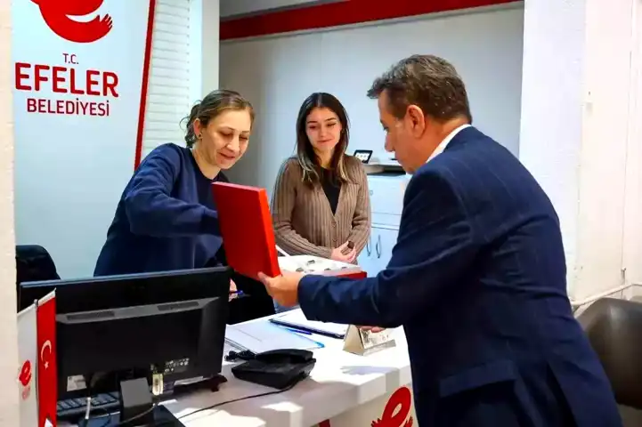 Başkan Yetişkin, Efeler Belediyesi Personelinin Yeni Yılını Kutladı