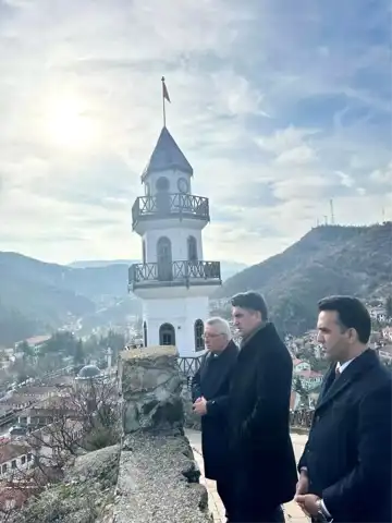 Vali, İlçede Proje ve Tarihi Yapıları İnceledi