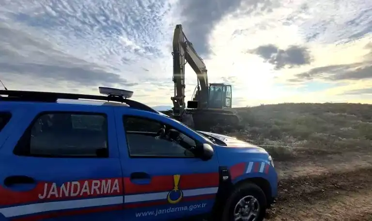 Didim'de Kaçak Kazı Operasyonu: 2 Gözaltı