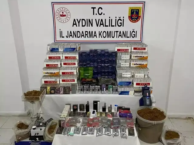 Ege'de Büyük Kaçakçılık Operasyonu: Çok Sayıda Kaçak Sigara Ele Geçirildi