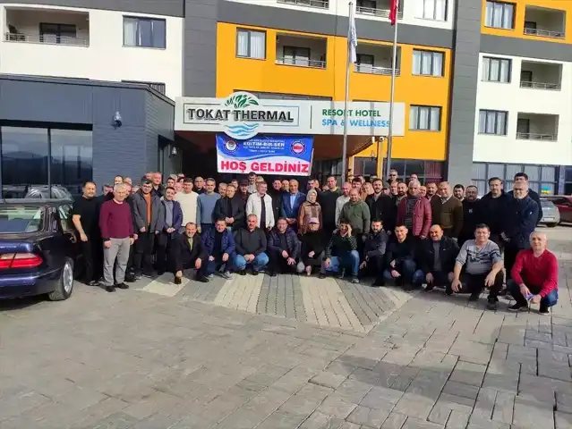 Eğitim Bir-Sen Tokat'ta Temsilcileri Eğitti