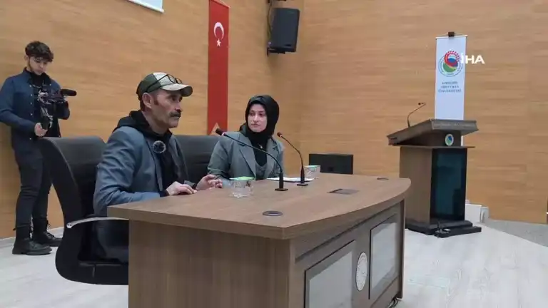 Muhtarın Zorlu Hayatı: İş Arayışından Sosyal Medya Ününe