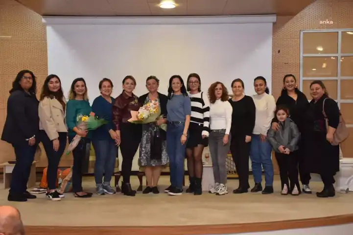 Şehir Tiyatroları'ndan  'Yeni Bir Başlangıç' Oyunu Büyük İlgi Gördü
