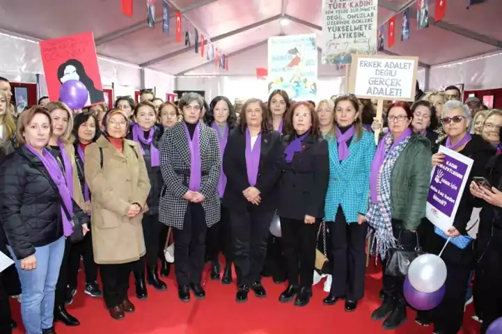 Sanatla Şiddete Dur Deme Çağrısı
