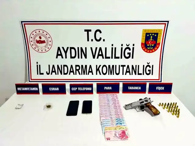 Kuşadası'nda Jandarma Operasyonu: Silah ve Uyuşturucu Ele Geçti