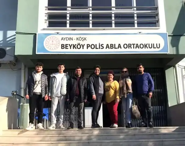 Meslek Lisesi Öğrencileri Okulu Güzelleştirdi!