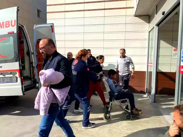 İncirliova'da 16 Öğrenci Gıda Zehirlenmesi Şüphesiyle Hastanede
