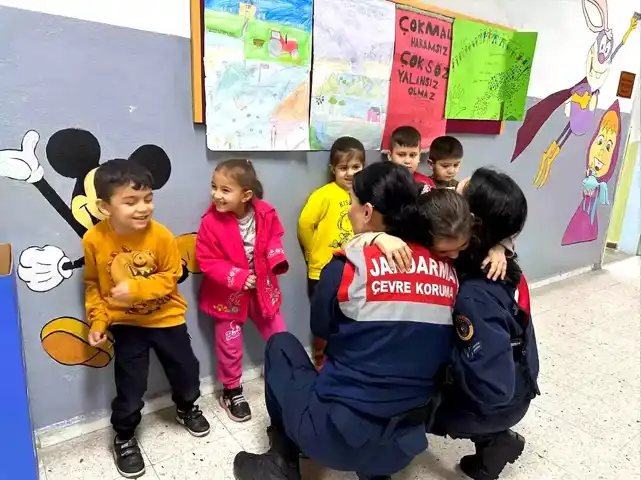 Aydın'da Öğrencilere Doğa ve Hayvan Sevgisi Eğitimi