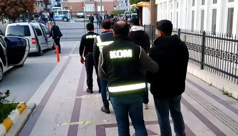 Söke'de Silahlı Eylem: 3 Tutuklama
